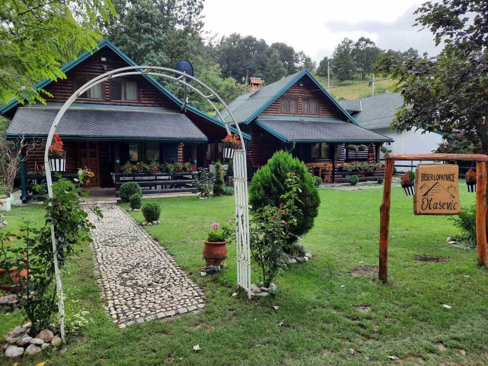 Holiday Homes Biser Lopatnice Lopatnica Esterno foto