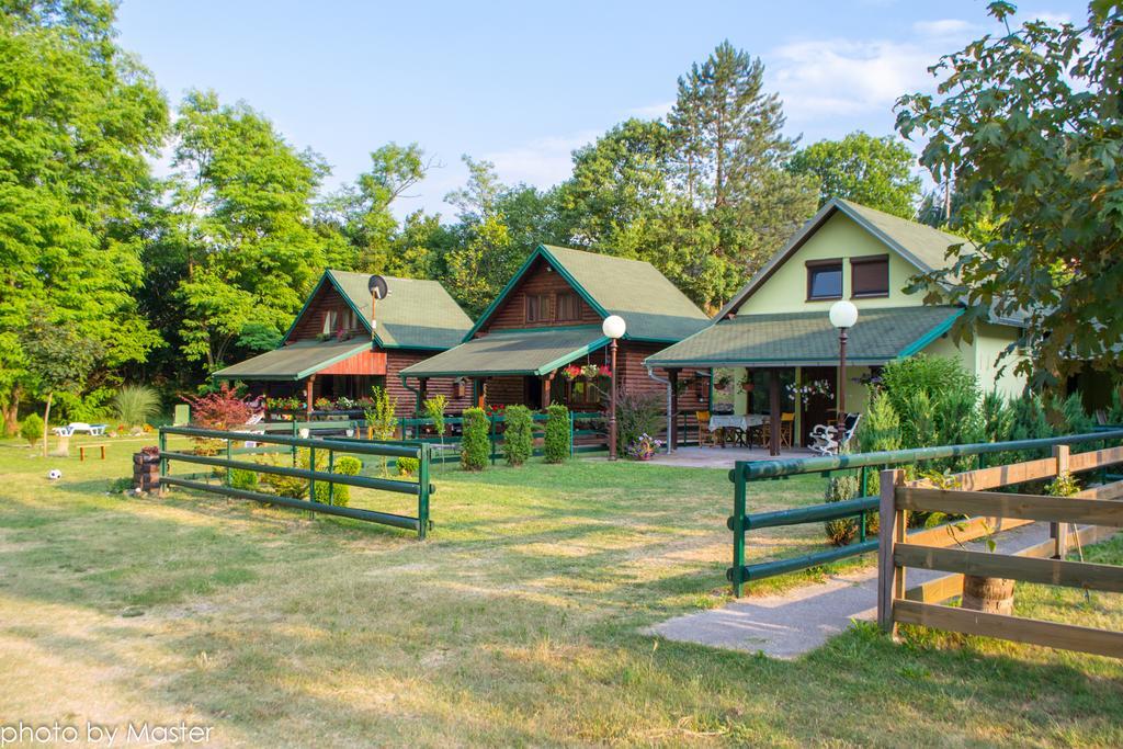 Holiday Homes Biser Lopatnice Lopatnica Esterno foto