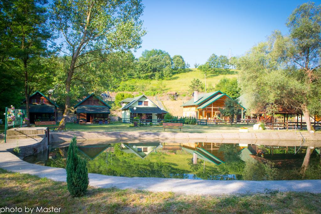 Holiday Homes Biser Lopatnice Lopatnica Esterno foto