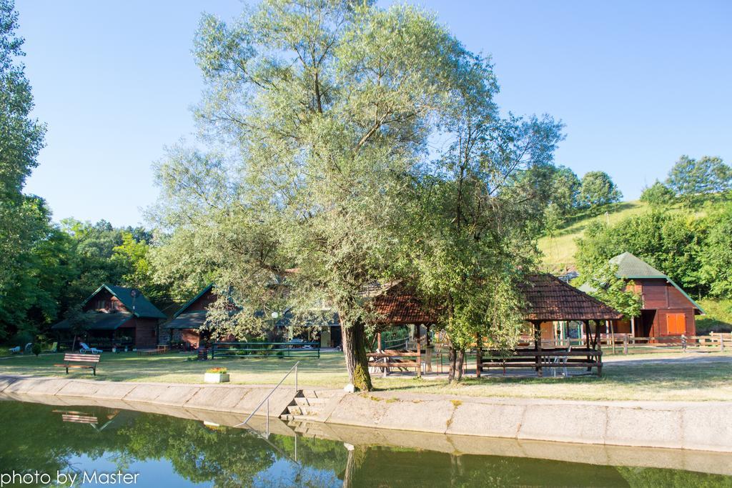 Holiday Homes Biser Lopatnice Lopatnica Esterno foto